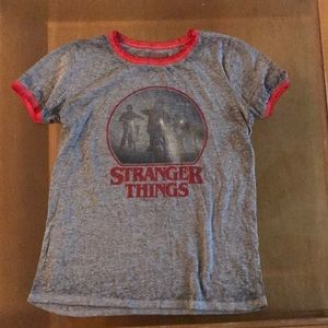 Stranger things t shirt LARGE